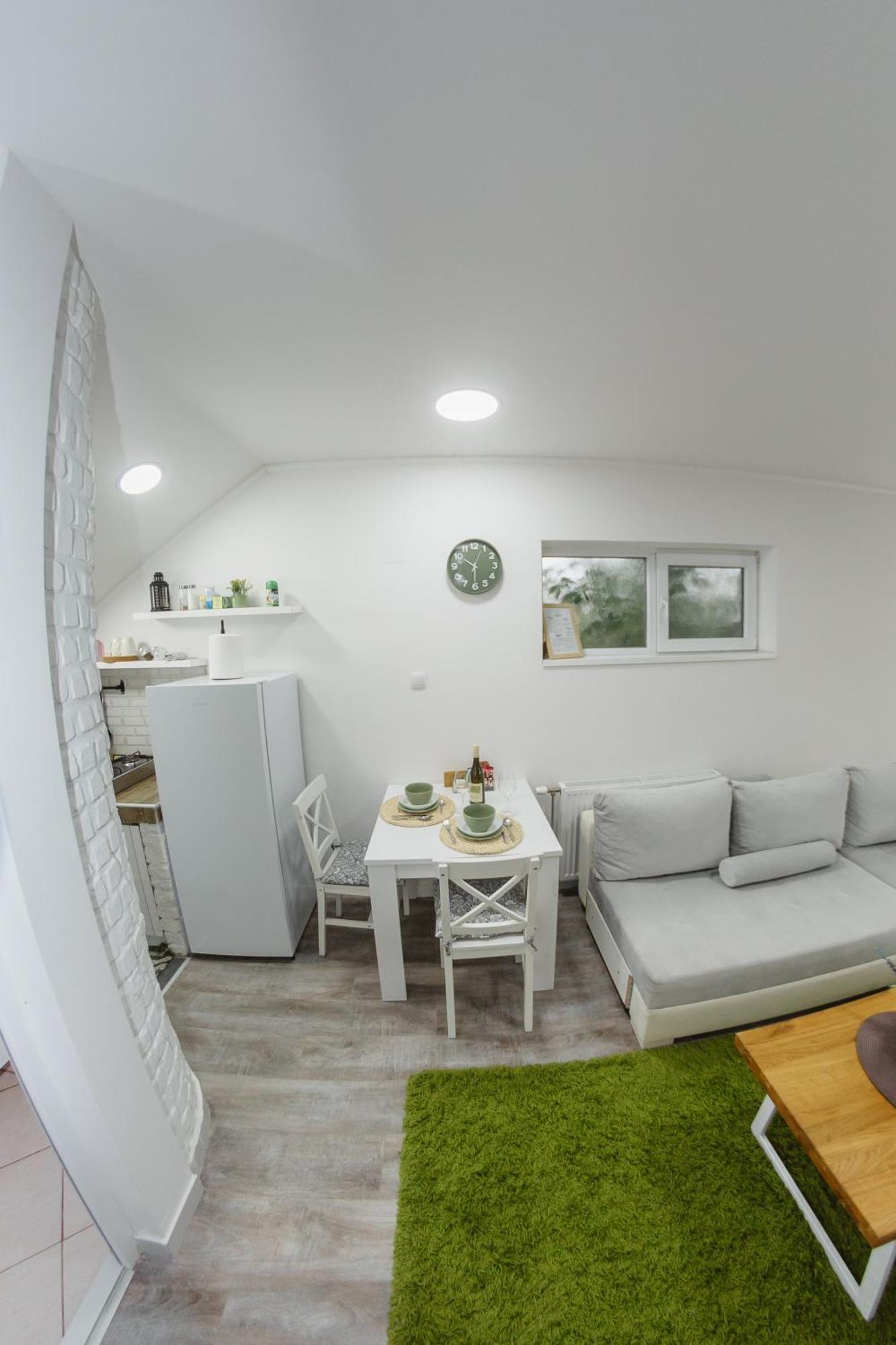 Guest House Lila Сомбор Екстер'єр фото